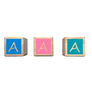 cube en bois lettre fond couleur Bobidibou anniversaire enfant achat matériel France01